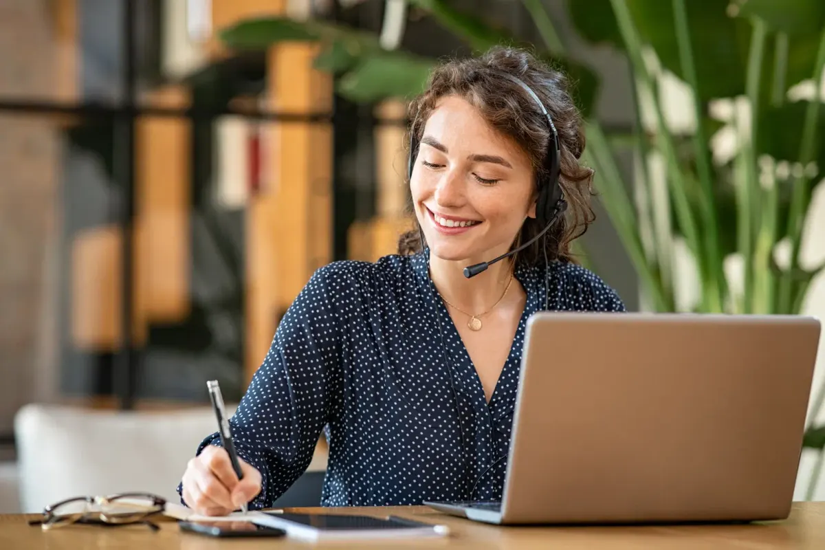 Marketing & Kundenbindung: Wir schärfen Customer Journey und Neukundengewinnung, damit aus Interesse Stammkunden werden.